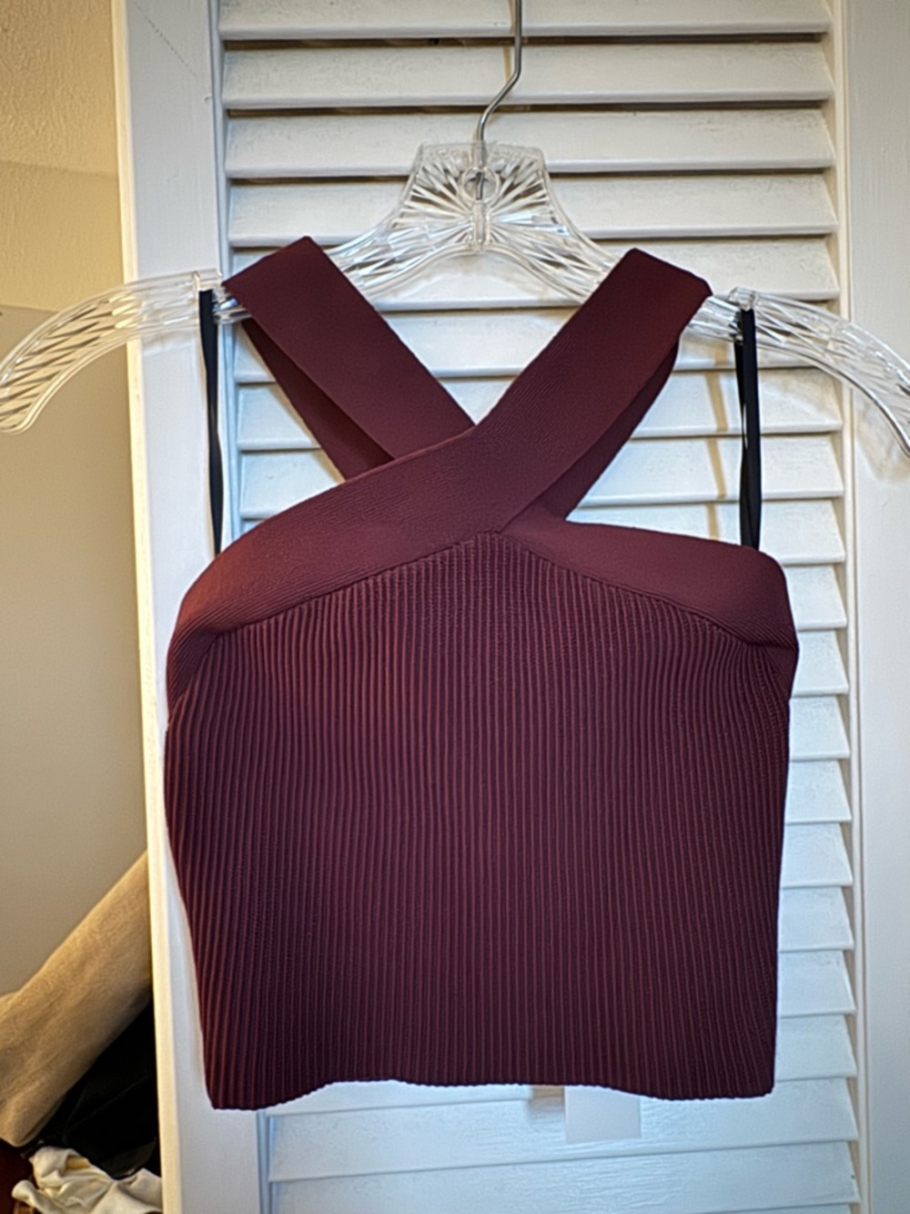 Aritzia One-Shoulder Cross-Back Ribbed Crop Top in Burgundy